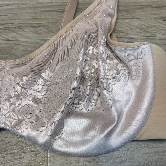 Soma Stunning Support Unlined Minimizer Bra - Picture 5 of 11